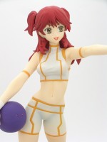 ネーナ・トリニティ 4