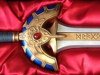 スライムすら倒せないレベルの原寸大「ロトの剣」が職人の手で伝説の剣に復活！